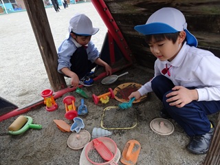 �������חc�t��